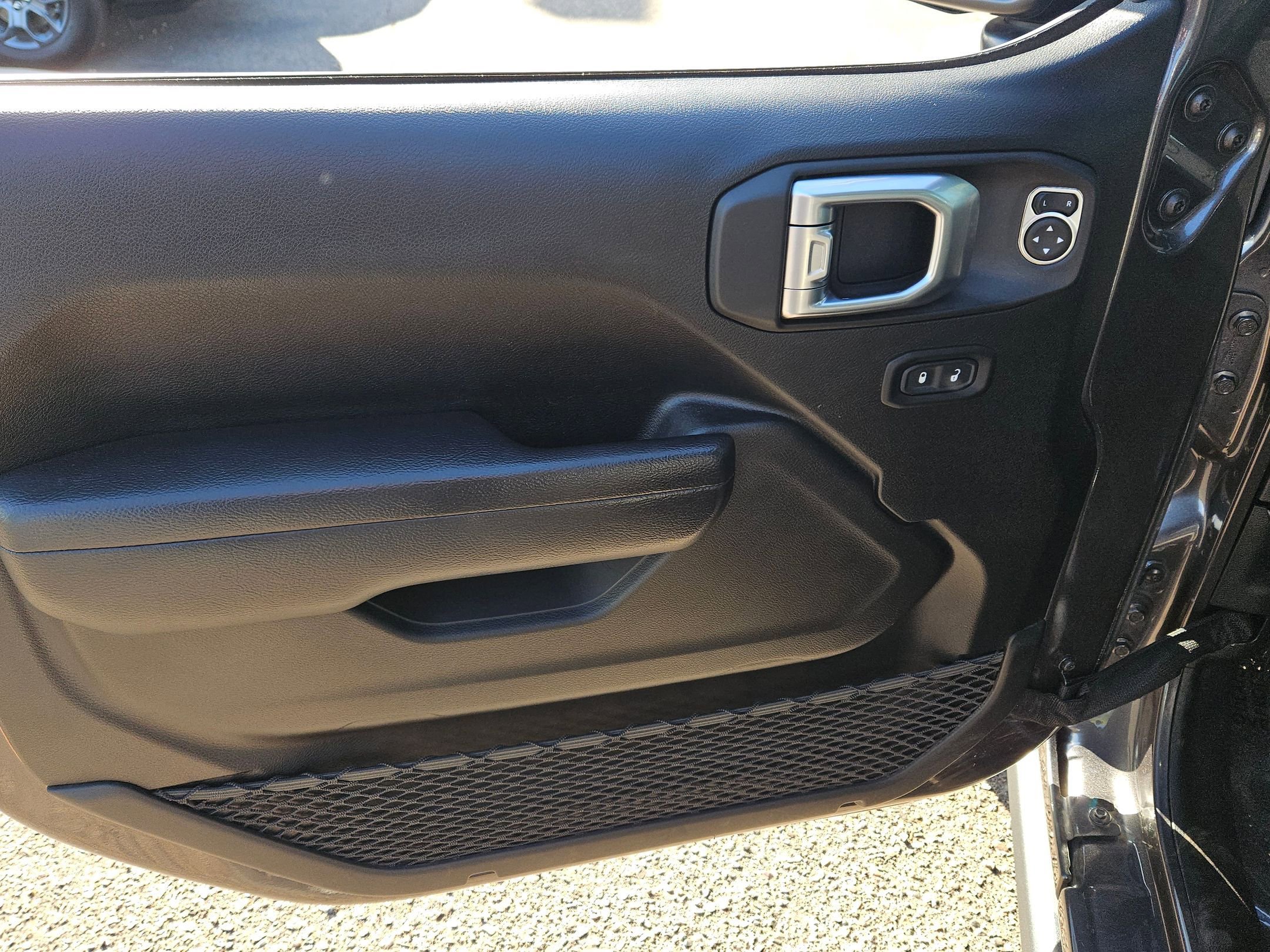 Used 2022 Jeep Wrangler Unlimited Sport image 11