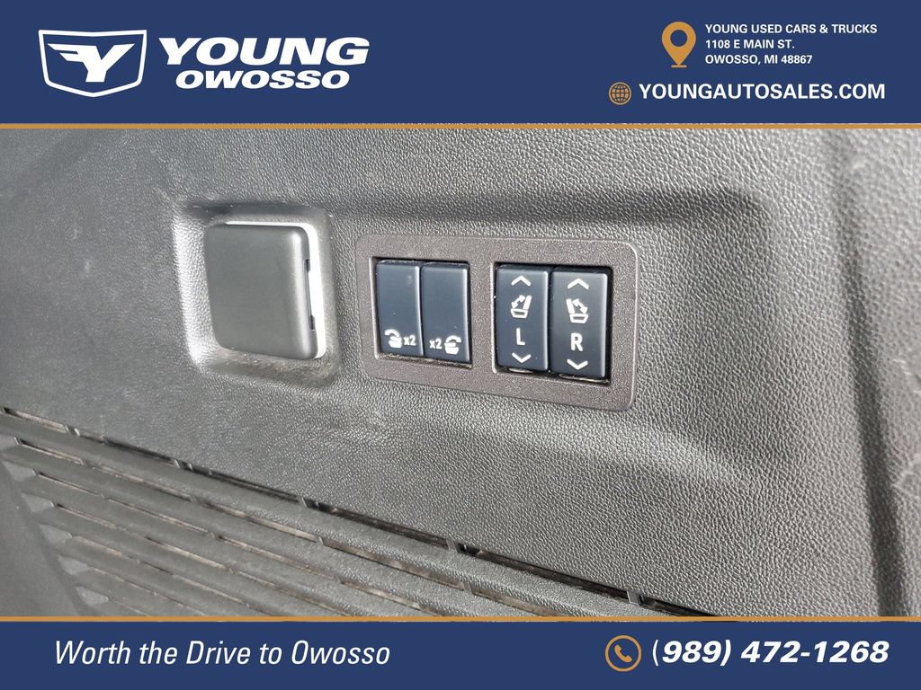 Certified 2024 Chevrolet Suburban Premier w/ Advanced Technology Package AWD/4WD image 35