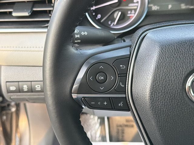 Used 2018 Toyota Camry XLE w/ Driver Assist Package FWD image 24