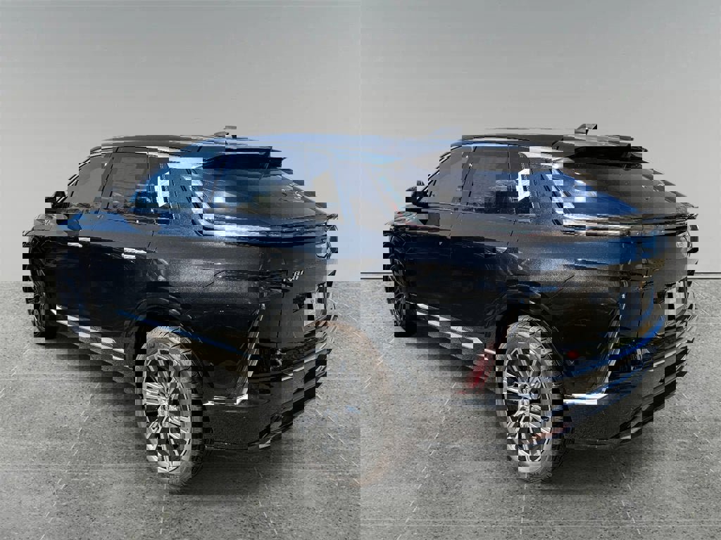 New 2025 Cadillac Lyriq Luxury image 11