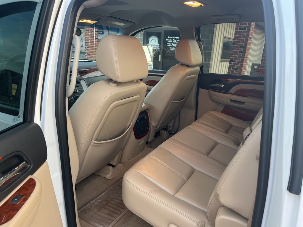 Used 2008 Chevrolet Silverado 3500 LTZ w/ EZ-Lift Tailgate Package image 24