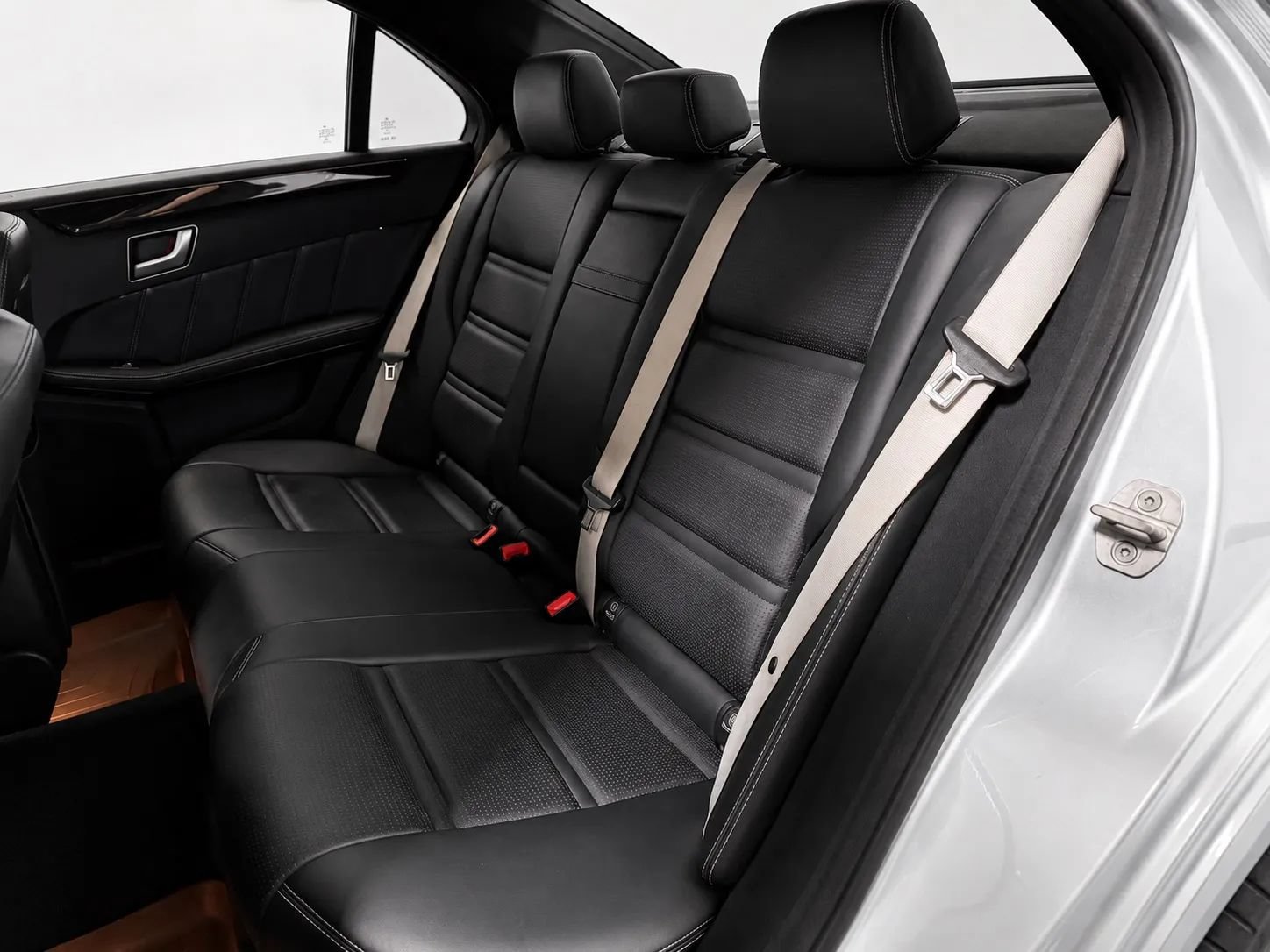 Used 2014 Mercedes-Benz E 63 AMG S-Model image 16