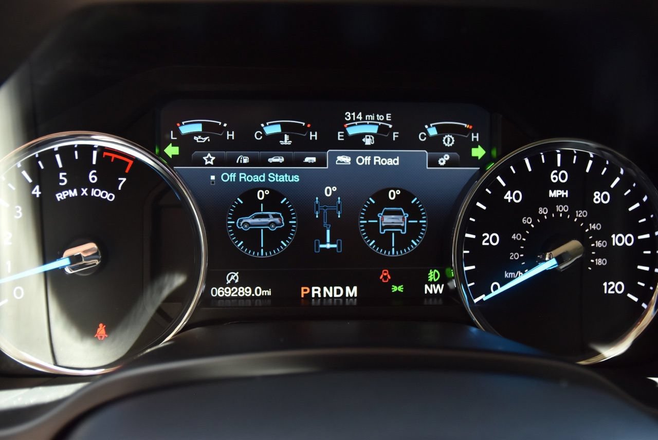 Used 2018 Ford Expedition Max Platinum AWD/4WD image 26