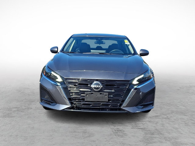 Used 2023 Nissan Altima 2.5 SL FWD image 2