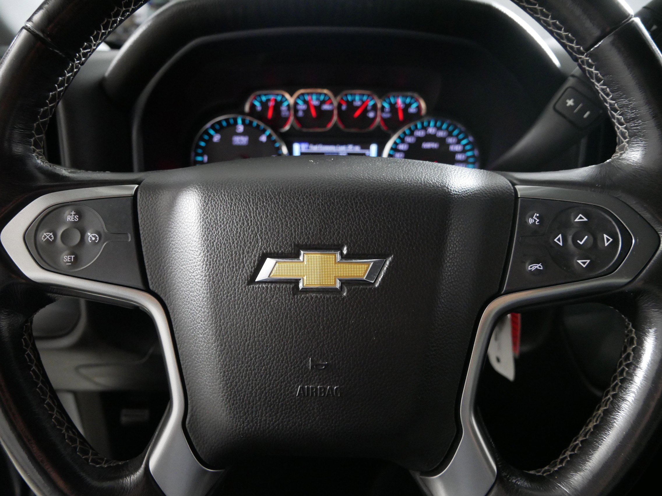 Used 2018 Chevrolet Silverado 1500 LT image 25