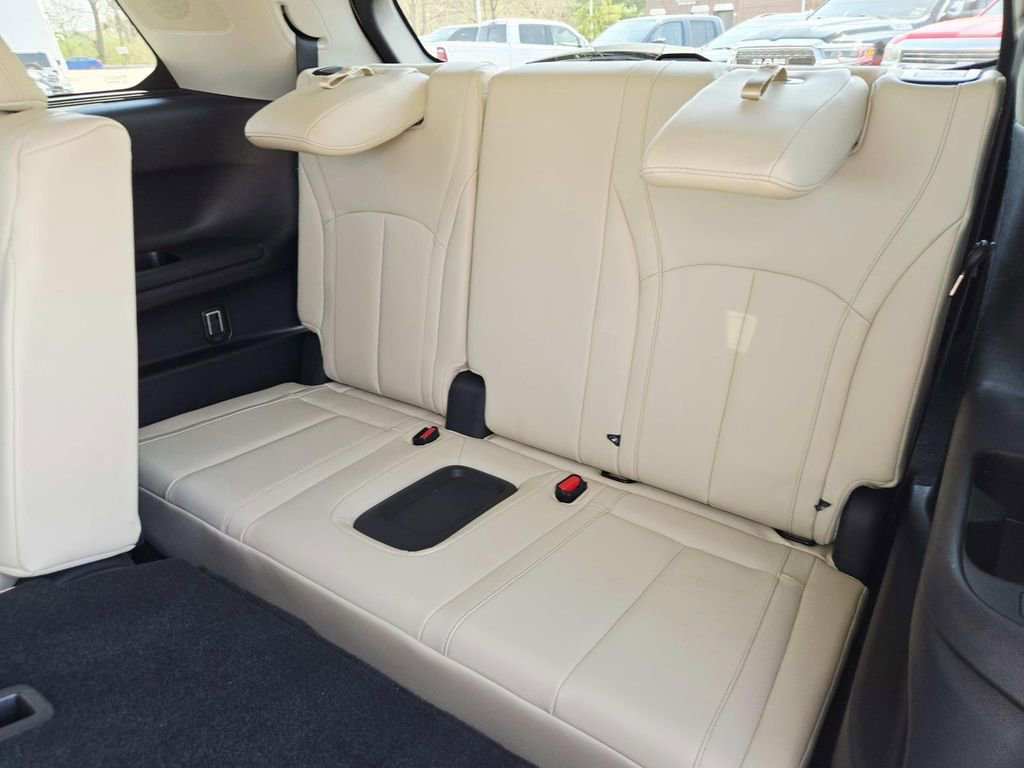 Used 2025 INFINITI QX60 Luxe w/ Vision Package AWD/4WD image 14