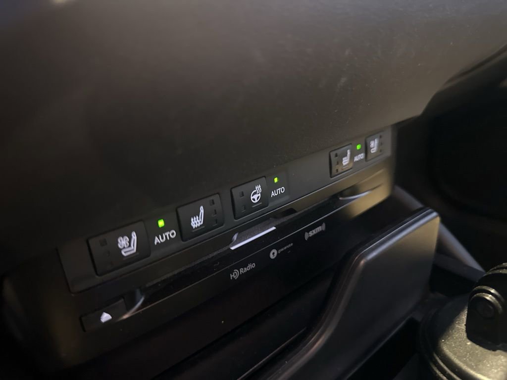 Used 2019 Lexus ES 350 image 4