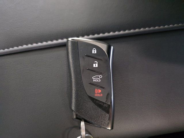 New 2026 Lexus LX 700h Overtrail image 38