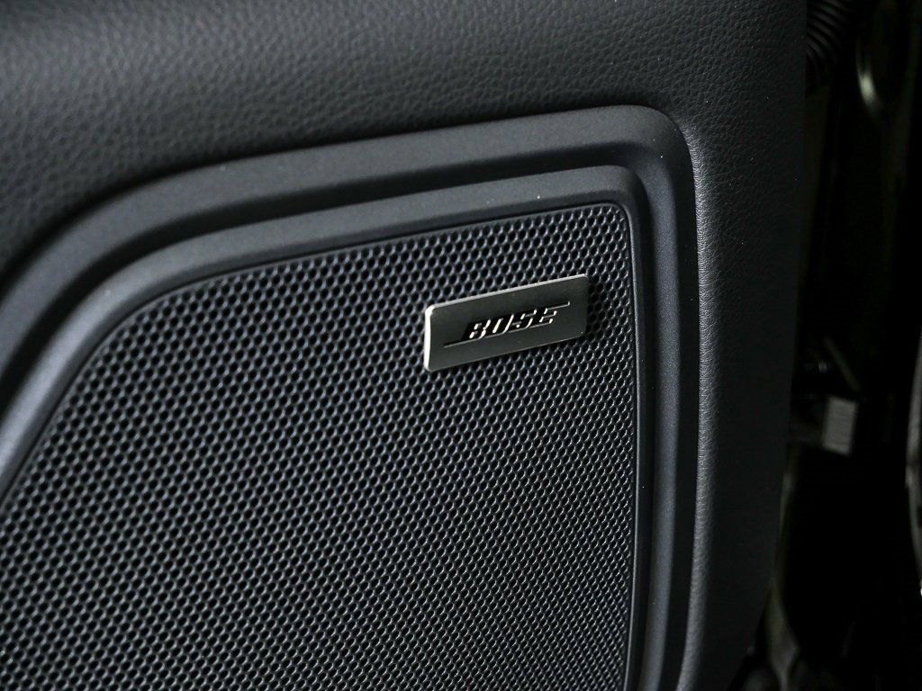 New 2026 Porsche Macan image 7