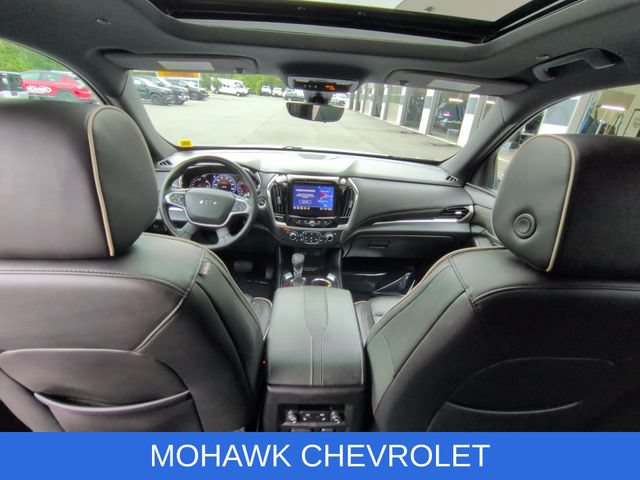 Used 2024 Chevrolet Traverse Premier w/ Redline Edition AWD/4WD image 21