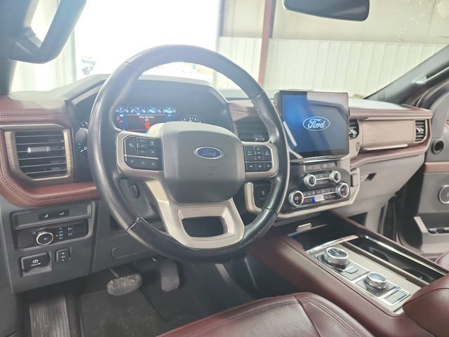 Used 2023 Ford Expedition Max Limited image 18