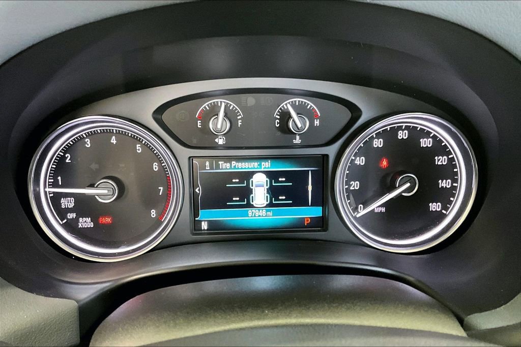 Used 2018 Buick Enclave Essence image 18