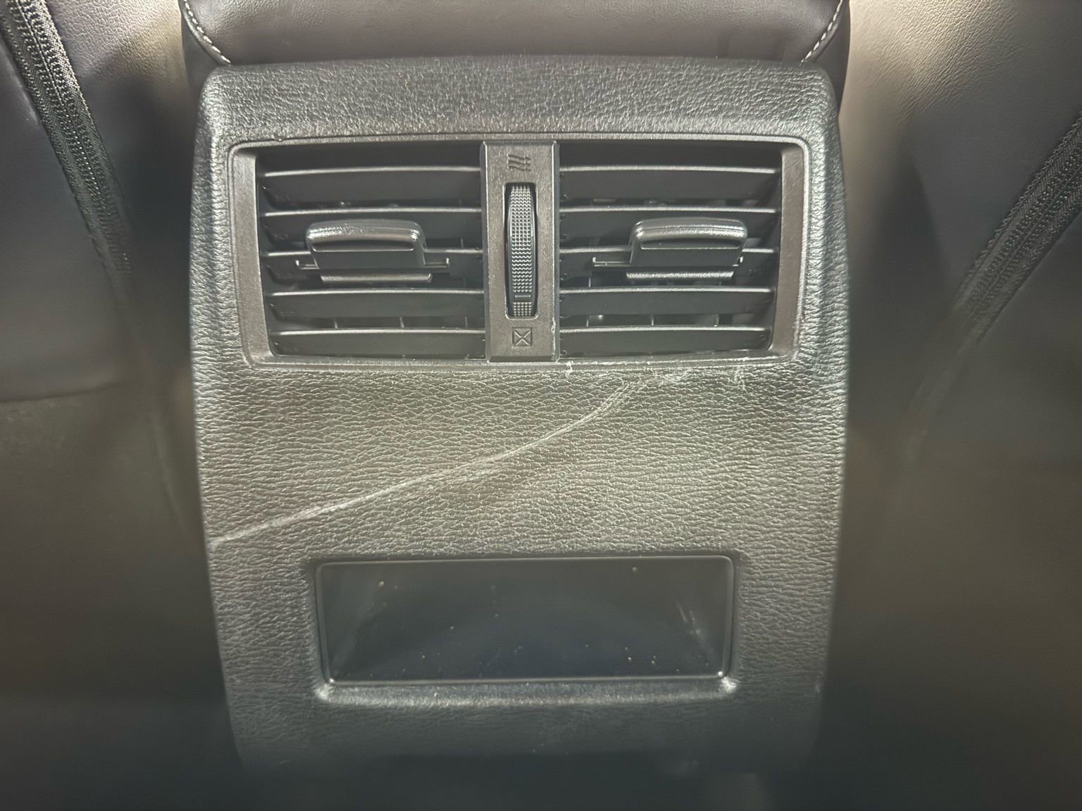 Used 2023 Mitsubishi Outlander SE Black Edition image 34