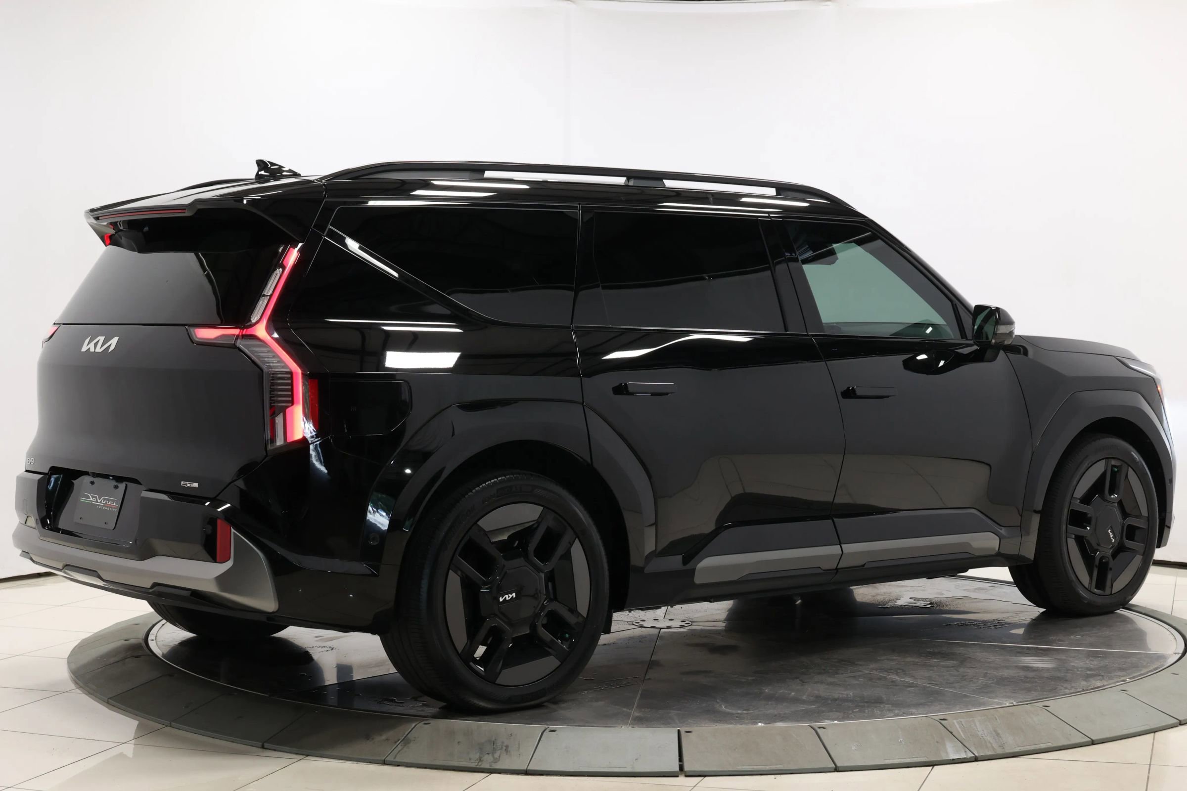 Used 2024 Kia EV9 GT-Line image 4