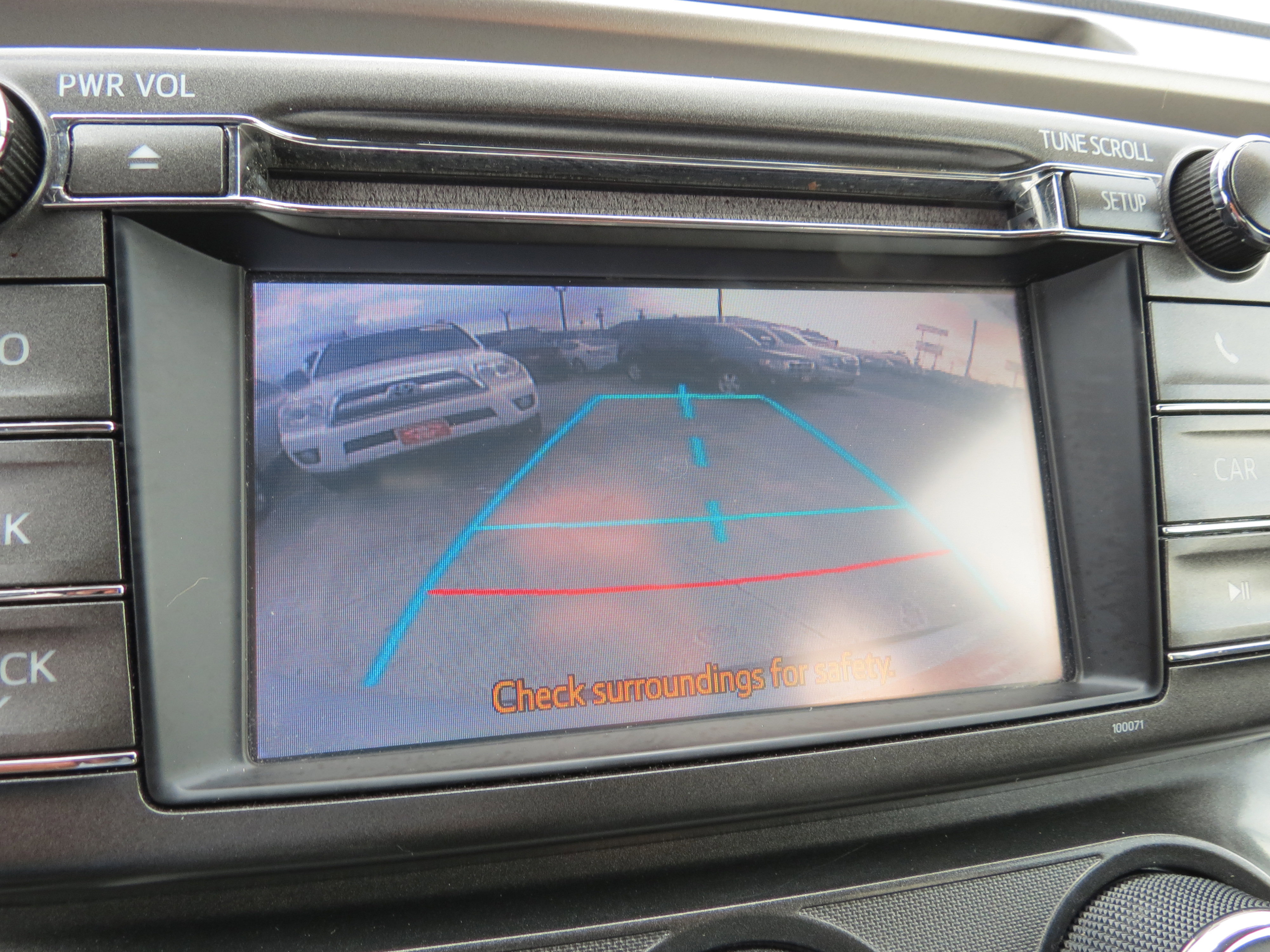 Used 2013 Toyota RAV4 LE FWD image 19