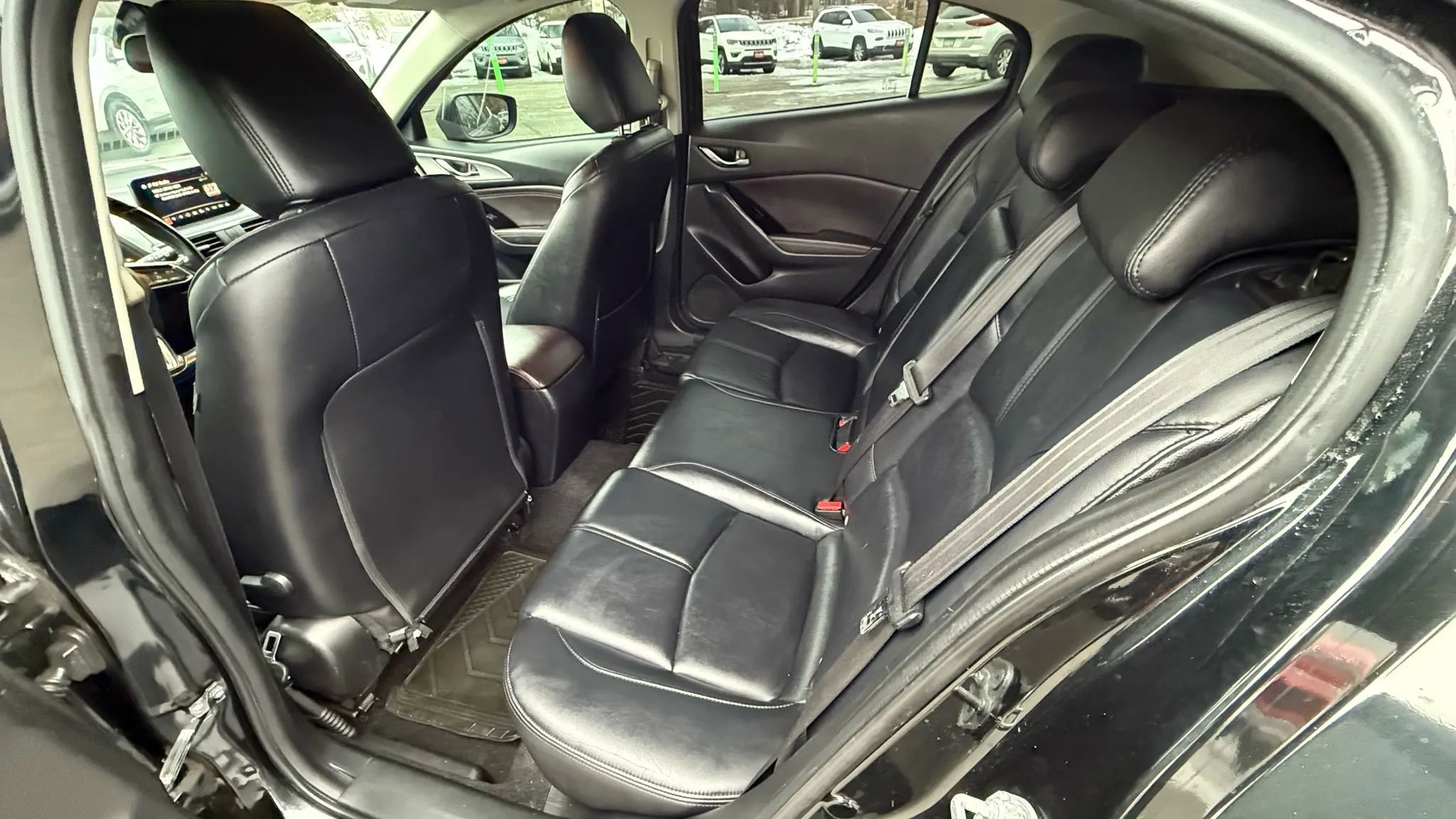 Used 2017 MAZDA MAZDA3 Touring image 29