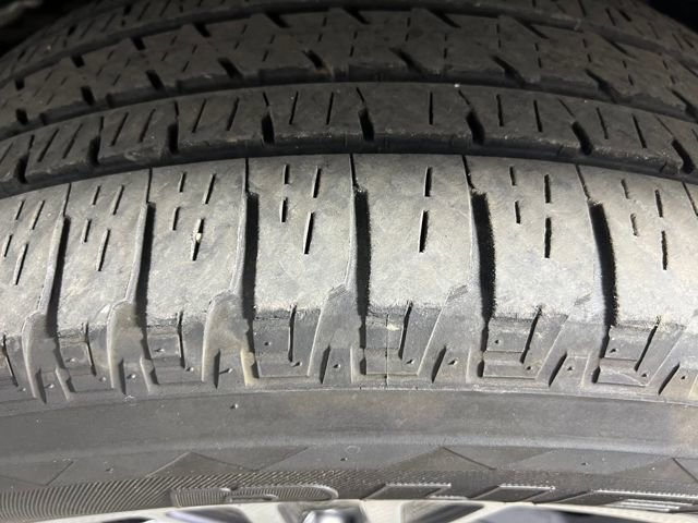 Used 2023 Jeep Wagoneer Series II w/ HD Trailer Tow Package image 14