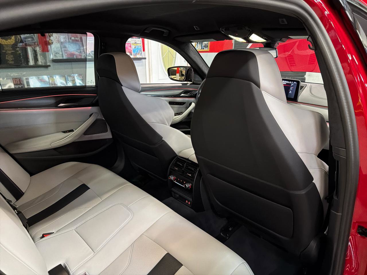 Used 2023 BMW M5 w/ Competition Package AWD/4WD image 29
