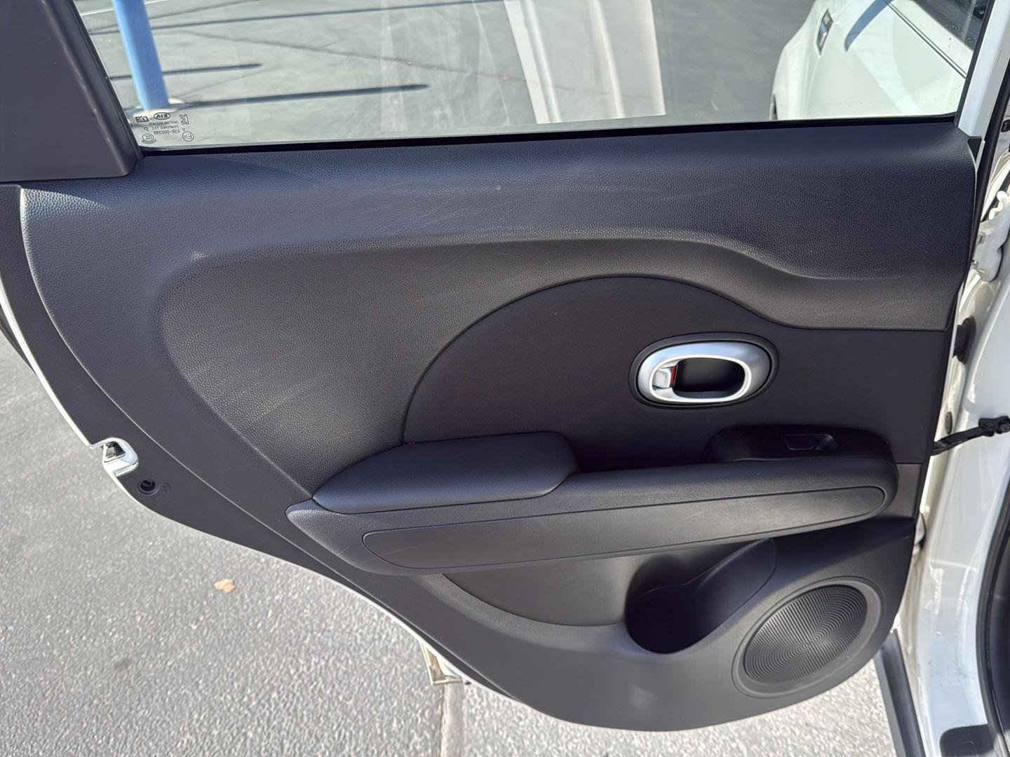 Used 2014 Kia Soul + image 18