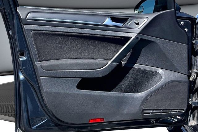 Used 2018 Volkswagen GTI S image 20