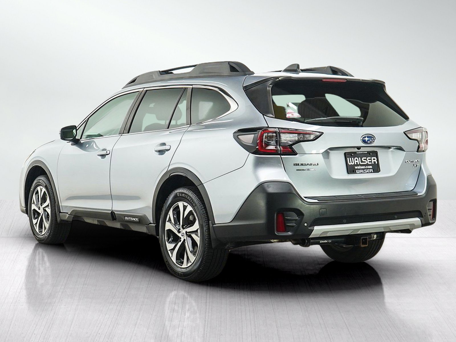 Used 2020 Subaru Outback Limited XT w/ Popular Package #2 AWD/4WD image 3