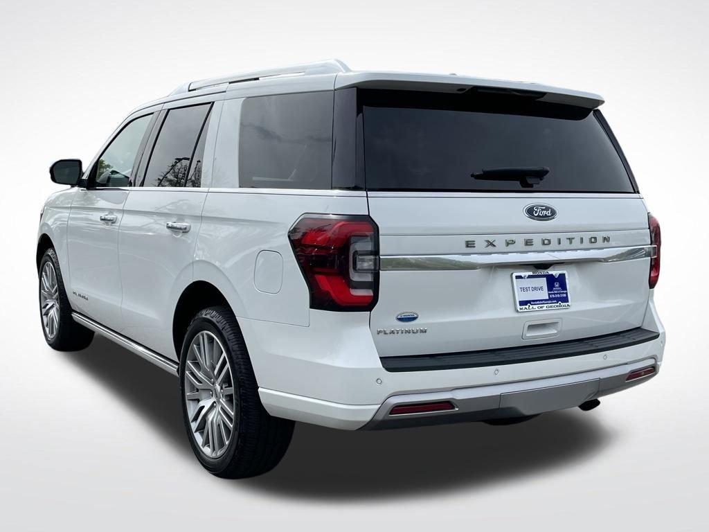 Used 2023 Ford Expedition Platinum image 4