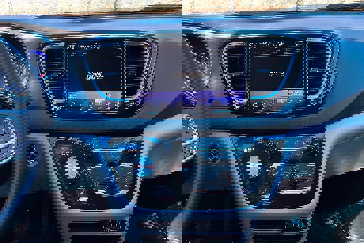 Used 2023 Chrysler Pacifica Touring-L image 7