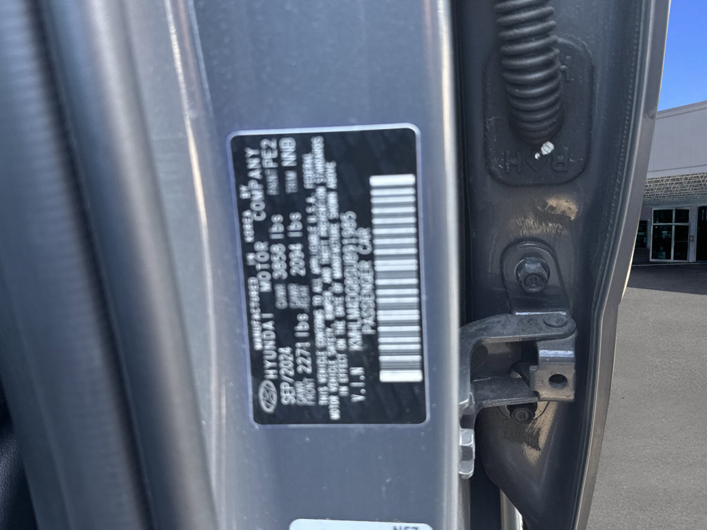 Certified 2025 Hyundai Elantra Sport FWD image 34