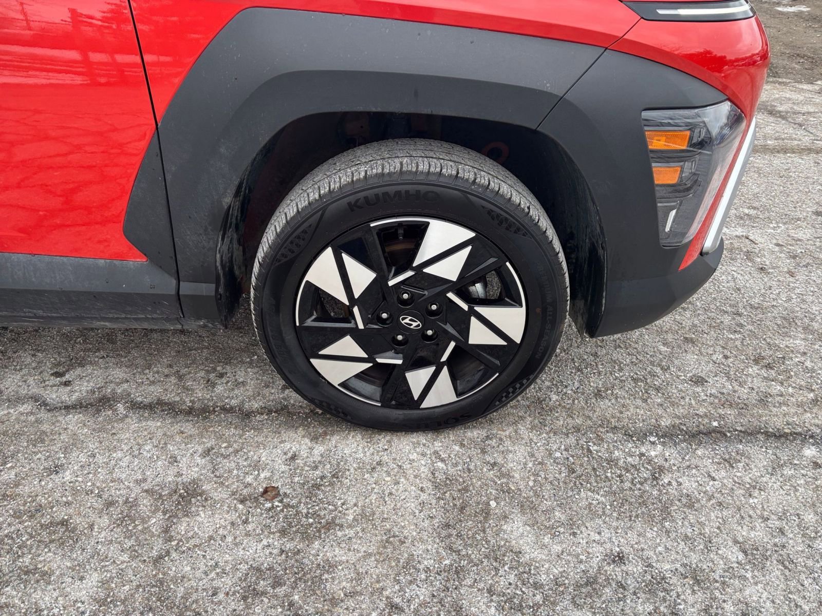 Used 2025 Hyundai Kona SEL image 29