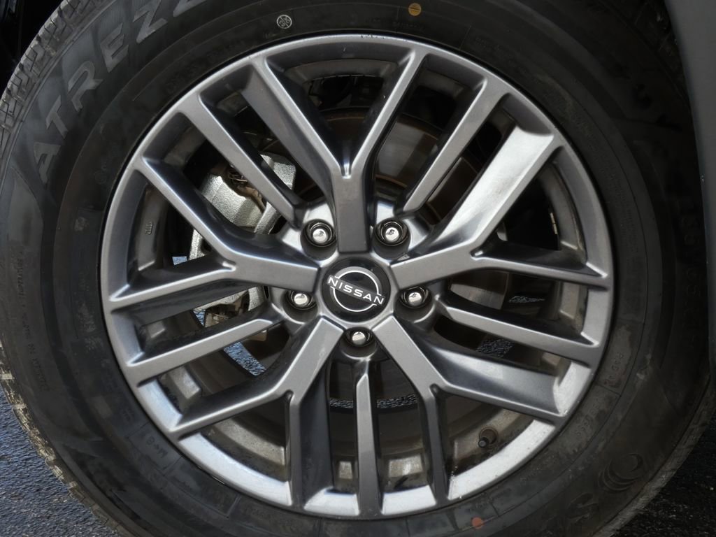 Used 2023 Nissan Rogue S AWD/4WD image 35