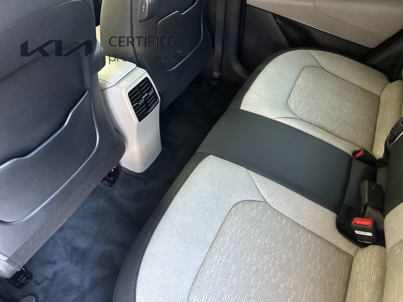 Certified 2024 Kia Niro Wave FWD image 12