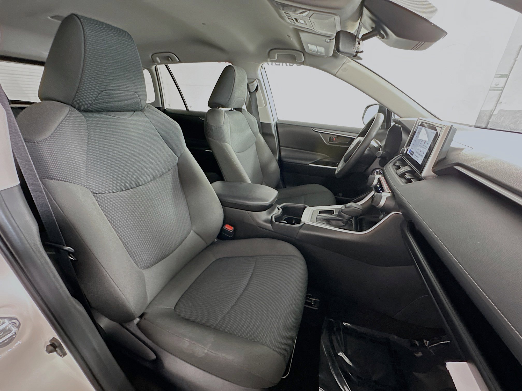 Used 2025 Toyota RAV4 LE image 26