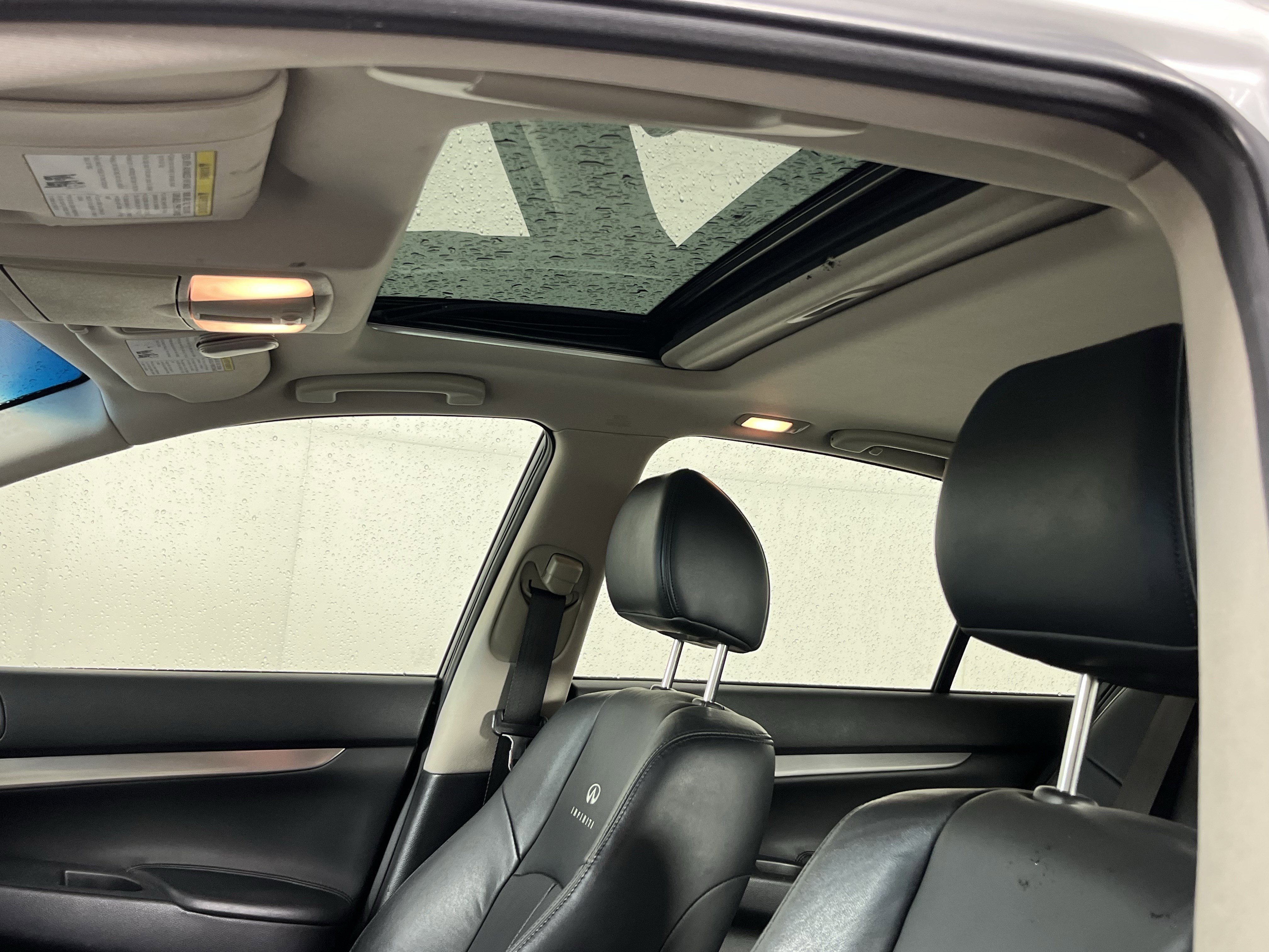 Used 2013 INFINITI G37 x w/ Premium Pkg image 18