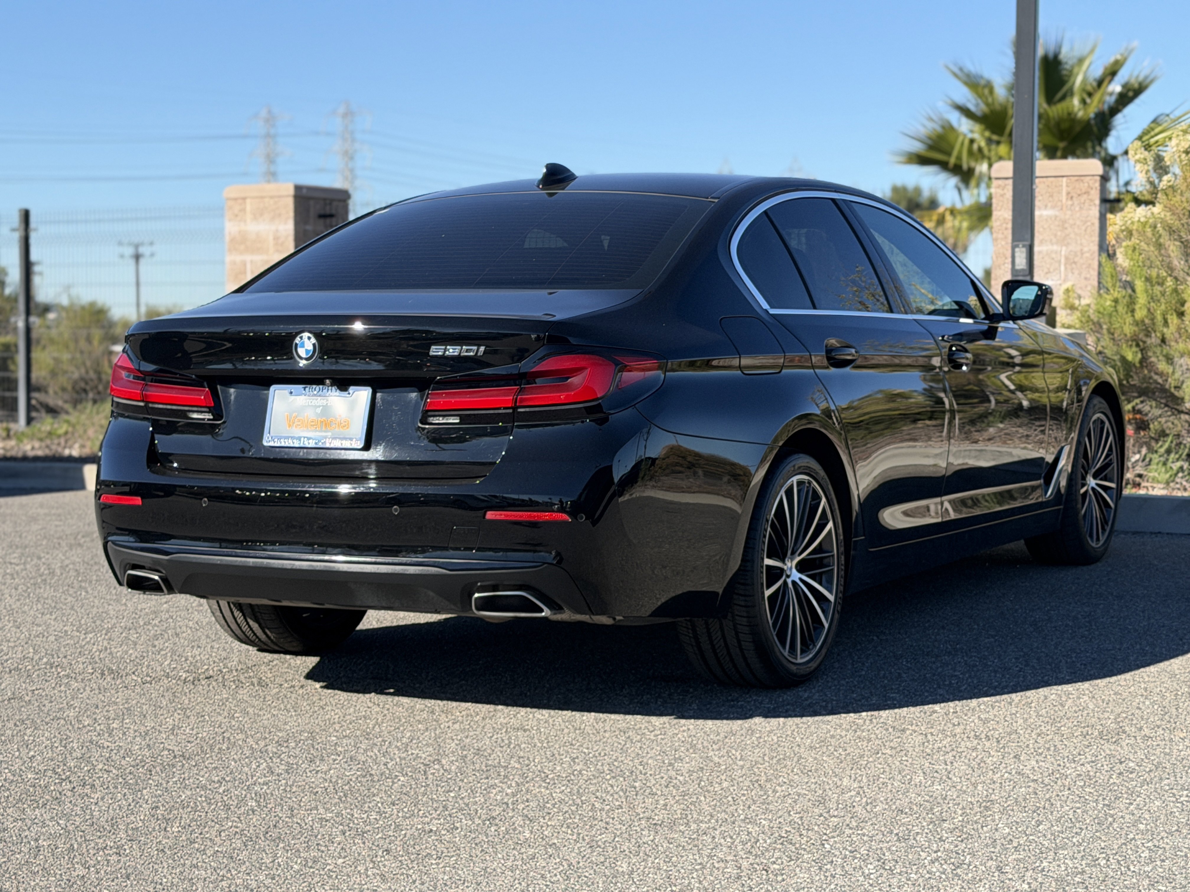 Used 2023 BMW 530i 530i w/ Convenience Package image 8