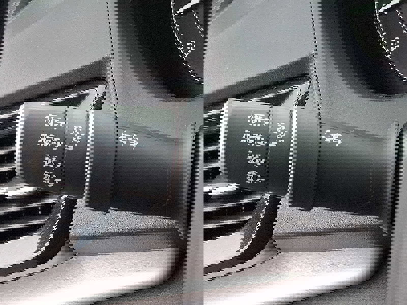 Certified 2023 Acura RDX AWD image 26