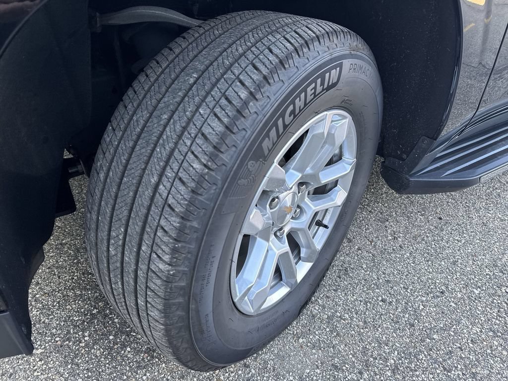 Certified 2025 Chevrolet Tahoe LT AWD/4WD image 2