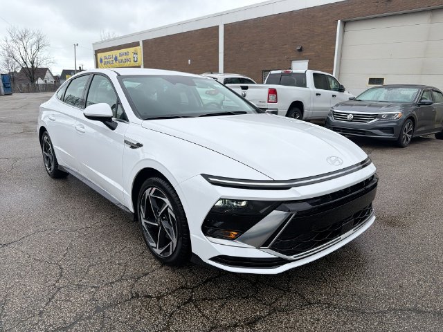 New 2026 Hyundai Sonata SEL AWD/4WD image 18