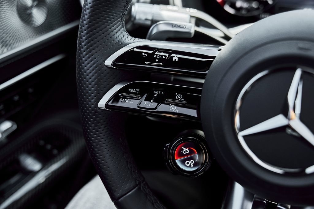 Used 2025 Mercedes-Benz AMG GT 63 image 50