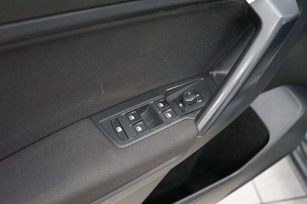 Used 2021 Volkswagen Tiguan S FWD image 23