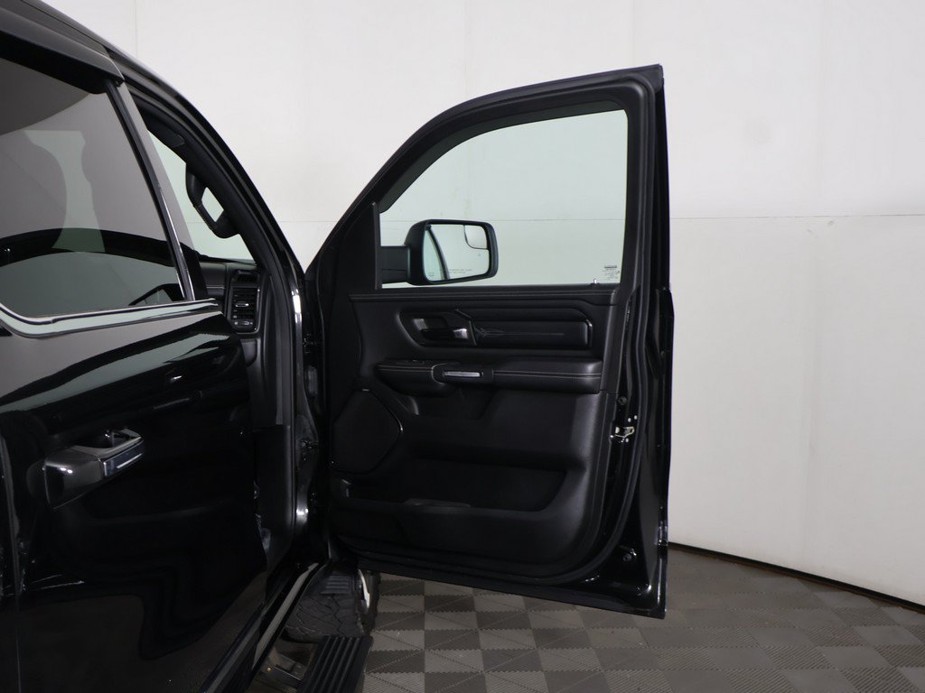 Used 2022 RAM 1500 Limited w/ Body-Colour Bumper Group AWD/4WD image 22