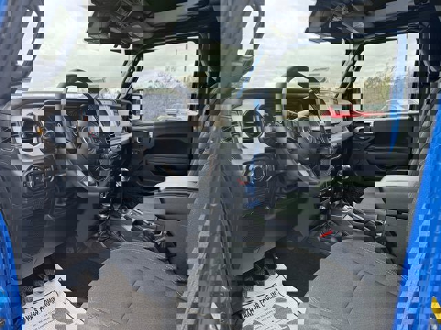 Used 2024 Jeep Wrangler Unlimited Sport image 13