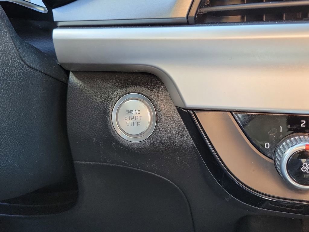 Used 2020 Kia Telluride S image 30