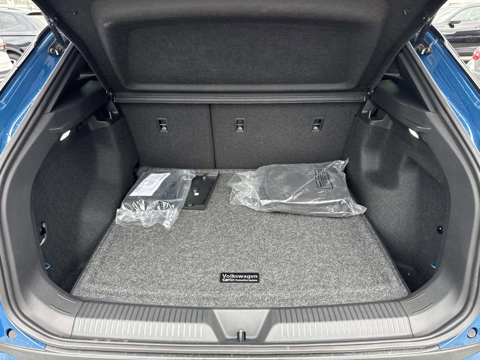 New 2025 Volkswagen ID.4 Pro image 27