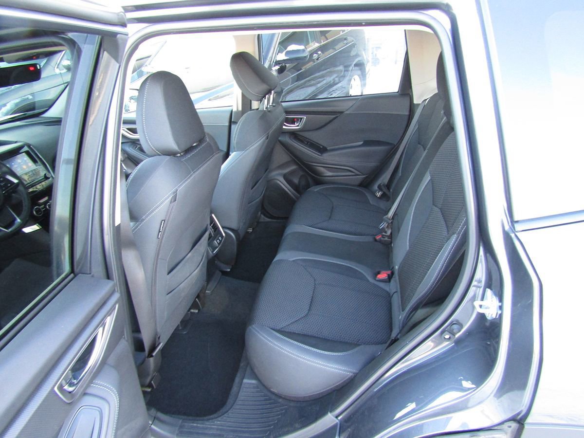 Used 2024 Subaru Forester Premium w/ POP Package 1 AWD/4WD image 5