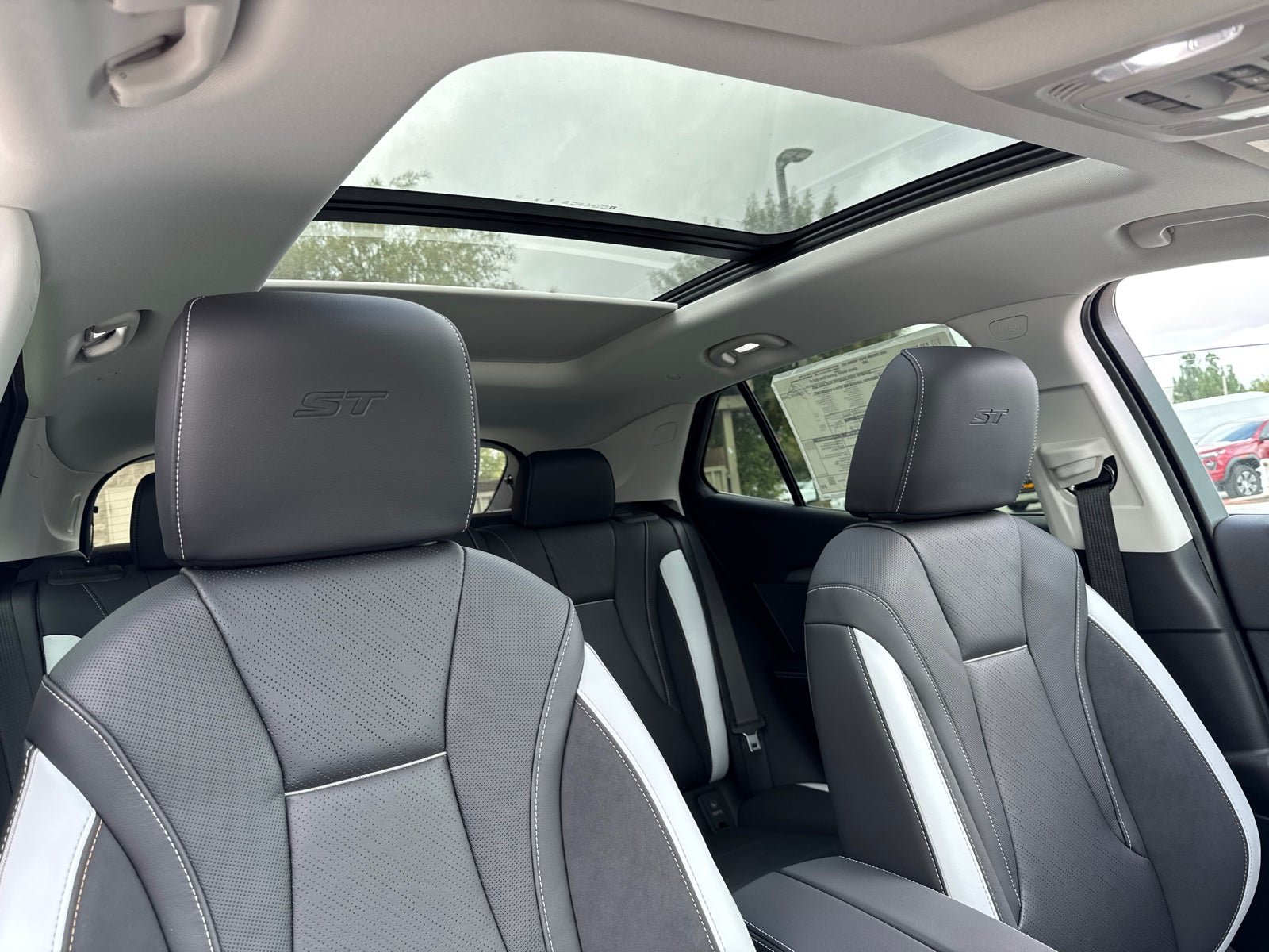 New 2026 Buick Envision Sport Touring AWD/4WD image 16
