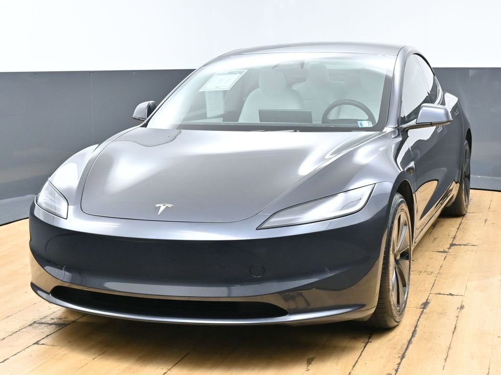 Used 2025 Tesla Model 3 Long Range image 4