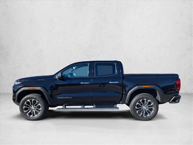 Used 2023 GMC Canyon Denali image 8