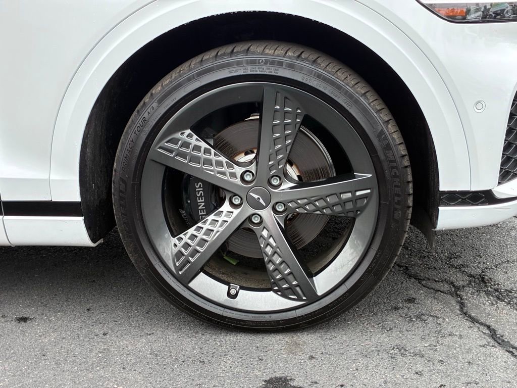 Used 2025 Genesis GV70 3.5T Sport w/ Sport Advanced Package AWD/4WD image 54