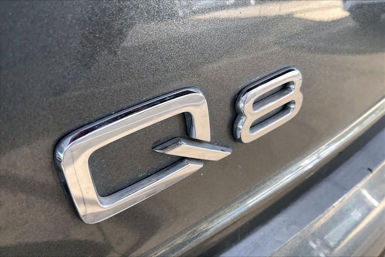 Used 2023 Audi Q8 Prestige AWD/4WD image 30