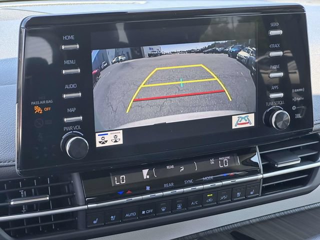 Used 2023 Toyota Sienna Limited AWD/4WD image 36